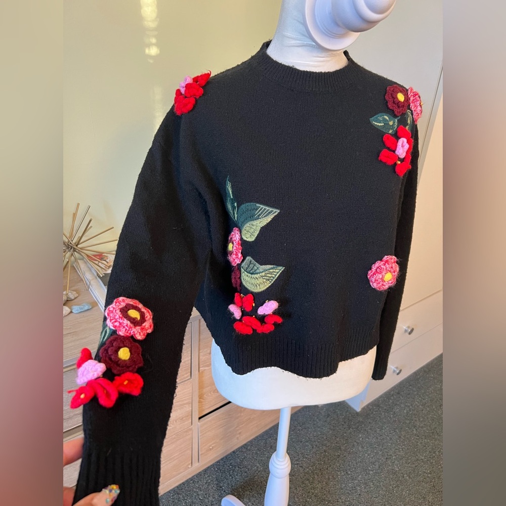 3D Flower Appliqué Tufted Embroidered Wool Blend Oversized Baggy Modest Sweater - Picture 5 of 16